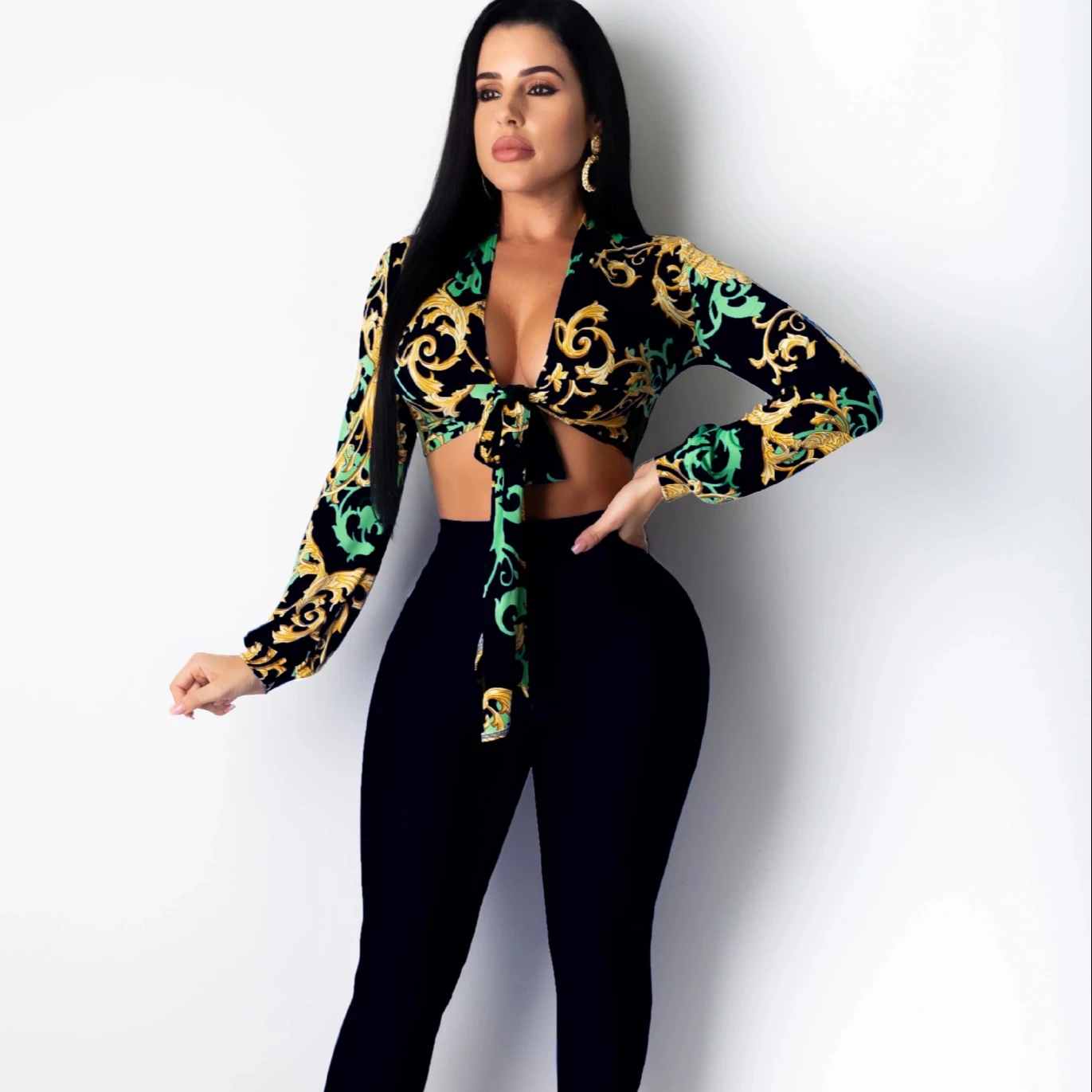 New Fashion Clothing Crop Top 2 Piece Suits Printing Sexy Women's Printed cardigan Two Piece Pants Set, Picture shows
New Fashion Clothing Crop Top 2 Piece Suits Printing Sexy Women's Printed cardigan Two Piece Pants Set, Picture shows