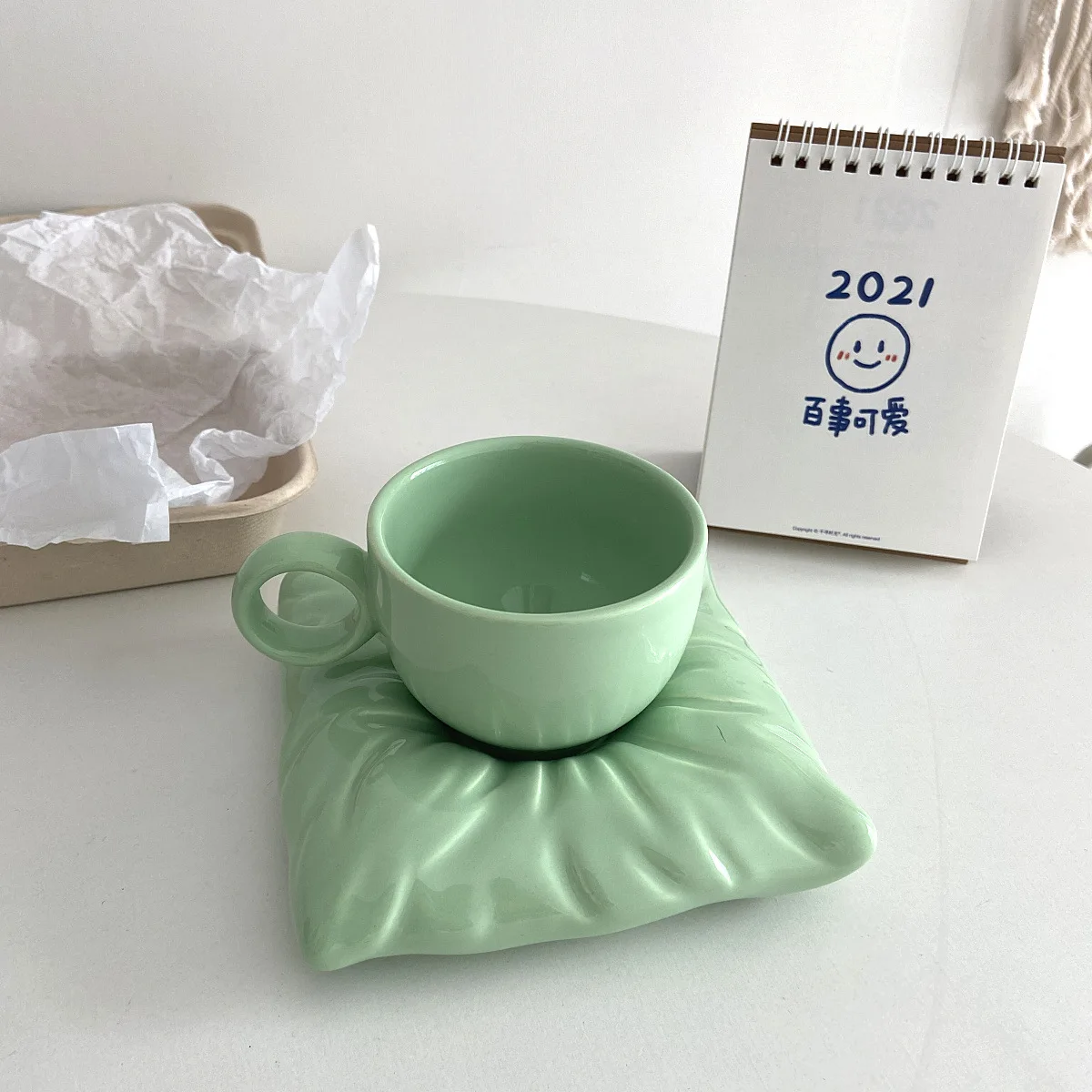 Nordic INS Cute Creative Macaron Ceramic Pillow Bag Cup Breakfast Coffee Milk Tea Cup Porcelain, 5 colors
Nordic INS Cute Creative Macaron Ceramic Pillow Bag Cup Breakfast Coffee Milk Tea Cup Porcelain, 5 colors