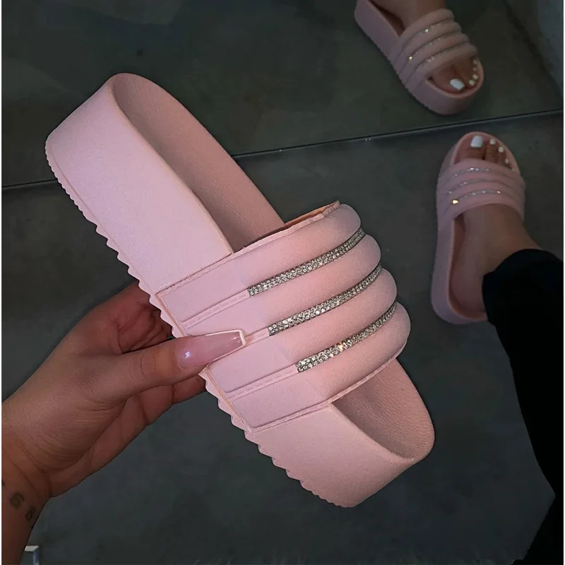 New Platform Women's Sandals 2020 Colorful Transparent Shoes Ladies Soft Shoes Ladies Slippers
New Platform Women's Sandals 2020 Colorful Transparent Shoes Ladies Soft Shoes Ladies Slippers
