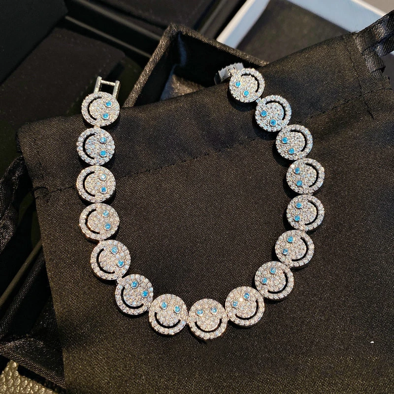 18k White Gold Plated Full Diamond Zircon Smiley Face Necklace Choker Hip Hop Jewelry, Like picture
18k White Gold Plated Full Diamond Zircon Smiley Face Necklace Choker Hip Hop Jewelry, Like picture