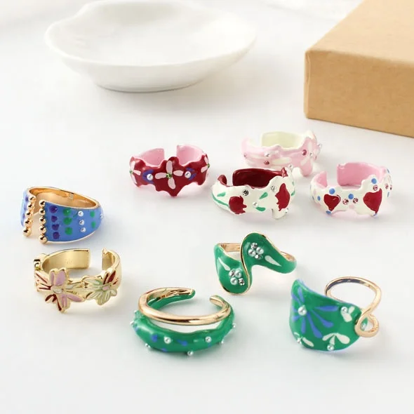 New Lovely Punk Hyperbole Ring Hand-painted Colorful Enamel Solid Colorful Geometric Irregular Open Rings for Women Jewelry
New Lovely Punk Hyperbole Ring Hand-painted Colorful Enamel Solid Colorful Geometric Irregular Open Rings for Women Jewelry