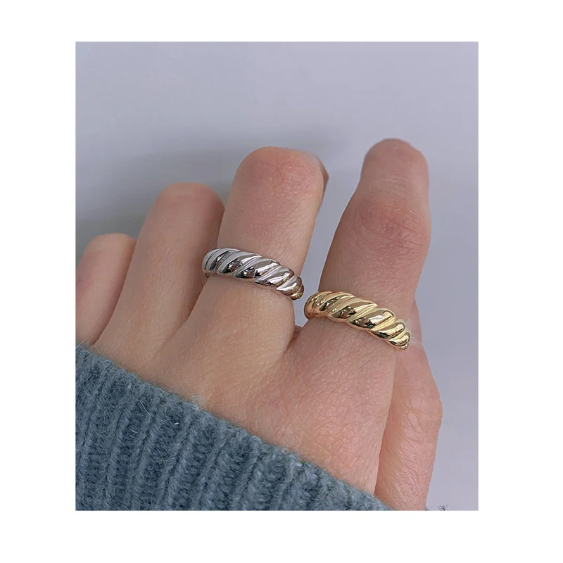 2021 Fashion 925 Sterling Silver Jewelry Women Chunky Minimalist Adjustable Open Finger Ring Men Gold Plated Croissant Rings
2021 Fashion 925 Sterling Silver Jewelry Women Chunky Minimalist Adjustable Open Finger Ring Men Gold Plated Croissant Rings