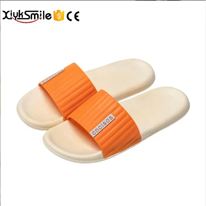 Hot sale wholesale summer slippers can be customized bathroom home comfort soft lady slippers PVC shoes wholesale from china
Hot sale wholesale summer slippers can be customized bathroom home comfort soft lady slippers PVC shoes wholesale from china