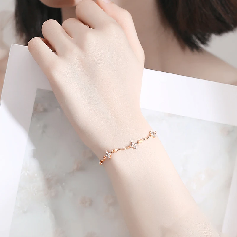 Cubic Zirconia 925 Sterling Silver Jewelry Simple Ladies Party Gift Fashion Korean Adjustable Clover Flower Bracelet
Cubic Zirconia 925 Sterling Silver Jewelry Simple Ladies Party Gift Fashion Korean Adjustable Clover Flower Bracelet