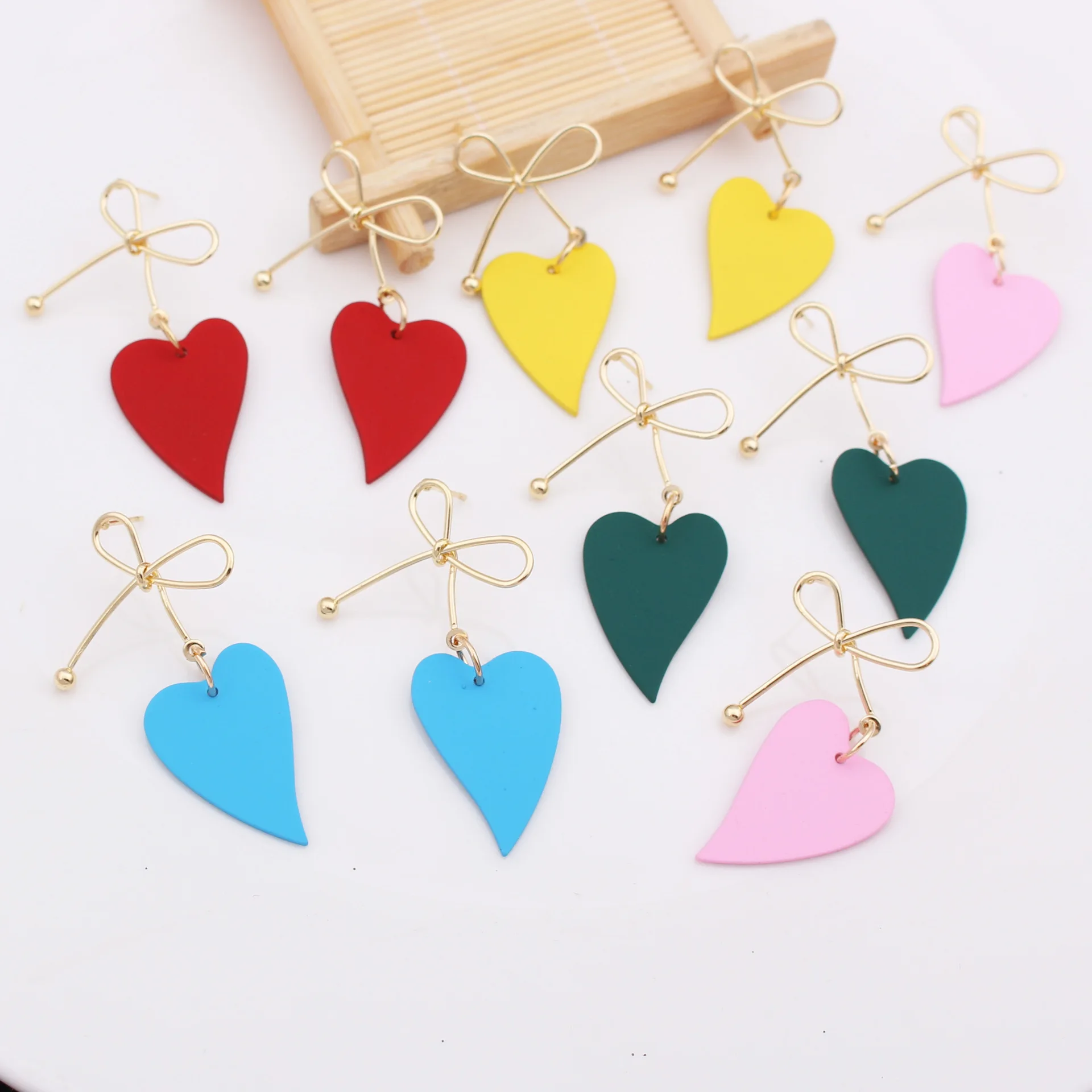 Fashion Simple Pearl Metal Bow Earrings Cute Girl Heart Sweet Love Heart Dangle Earrings Exquisite Jewelry, As shown
Fashion Simple Pearl Metal Bow Earrings Cute Girl Heart Sweet Love Heart Dangle Earrings Exquisite Jewelry, As shown