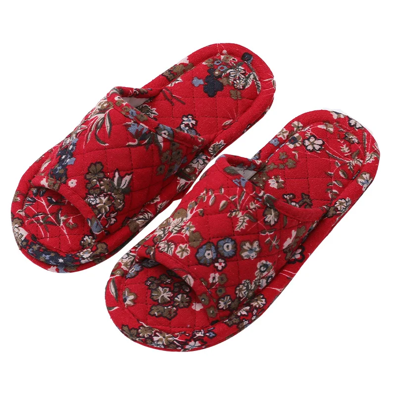 Disposable Couple Winter Indoor Slippers Open Toe Cotton Warm Slides Non-Slip Soft Soled Slippers, Solid color
Disposable Couple Winter Indoor Slippers Open Toe Cotton Warm Slides Non-Slip Soft Soled Slippers, Solid color