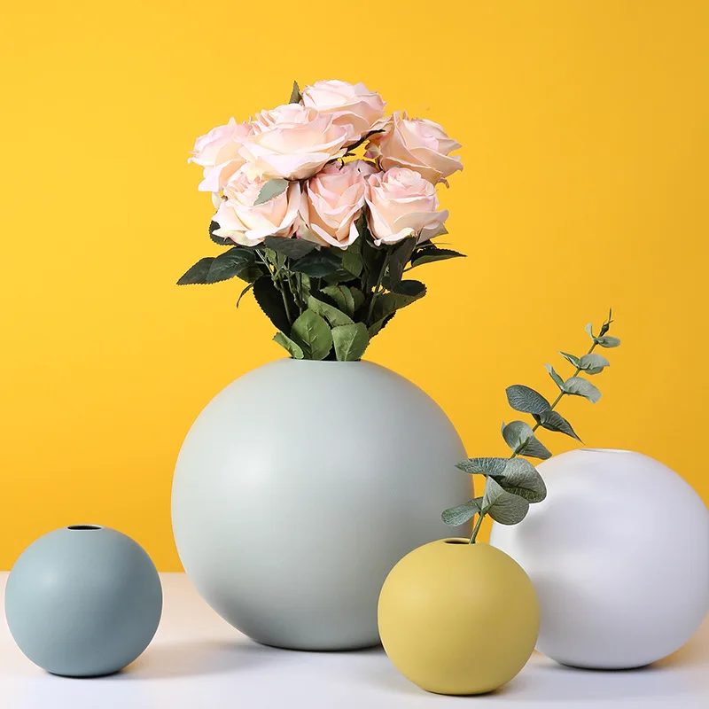 nordic modern minimalist morandi round vase creative handmade sphere ceramic vase for desktop decor ceramic vase, Picture
nordic modern minimalist morandi round vase creative handmade sphere ceramic vase for desktop decor ceramic vase, Picture