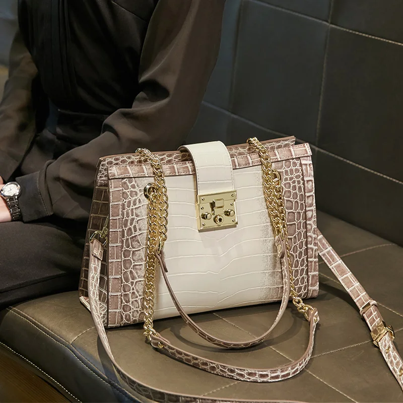 Custom Fashion new elegant one shoulder trend luxury tote bag chain alligator crossbody hand bag for women
Custom Fashion new elegant one shoulder trend luxury tote bag chain alligator crossbody hand bag for women
