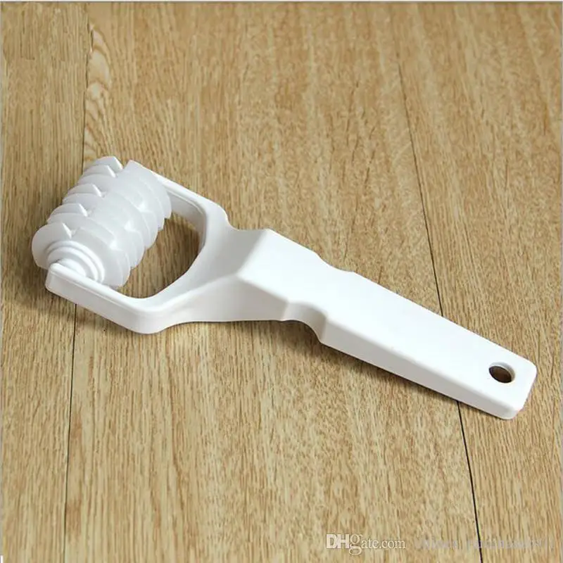 

Large Size Pizza Roller Knife Pie Slicer Mold Pastry Embossing Lattice Dough Cutter Plastic Pizza Pie Cutter Wheel Baking Tool
