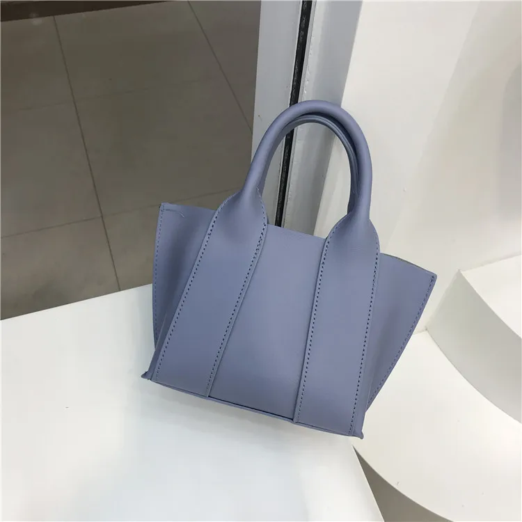 Wholesale simple solid color crossbody bag new designer women handbags, Black/white/yellow/blue/green/apricot
Wholesale simple solid color crossbody bag new designer women handbags, Black/white/yellow/blue/green/apricot