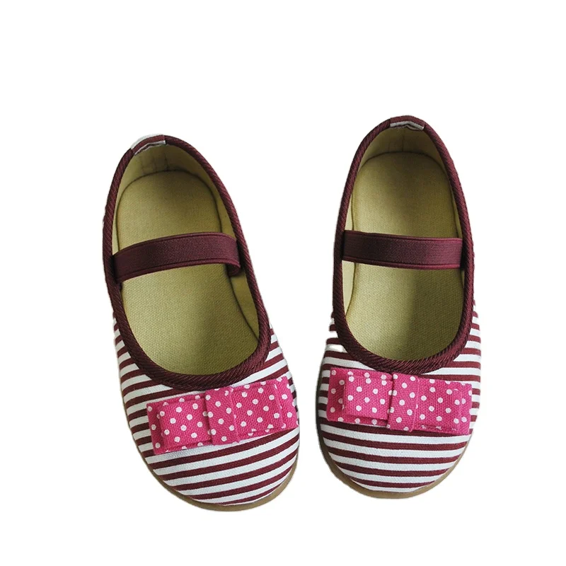 pink Bow Knot girls slip on canvas dressing falt rubber shoes Fancy Girls flat casual party footwear
pink Bow Knot girls slip on canvas dressing falt rubber shoes Fancy Girls flat casual party footwear
