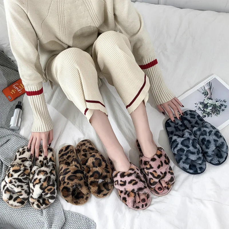 High Quality Winter New Slippers Ladies Home Leopard Print Plush Fancy Slippers Shoes
High Quality Winter New Slippers Ladies Home Leopard Print Plush Fancy Slippers Shoes