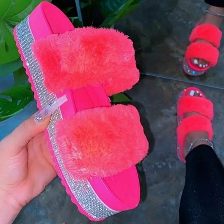 Jtfur Women Wholesale Bling Bling Diamond Fur Slippers Jewel Sole High Heel Fashion Fuffy Fur Slides, Customized color
Jtfur Women Wholesale Bling Bling Diamond Fur Slippers Jewel Sole High Heel Fashion Fuffy Fur Slides, Customized color