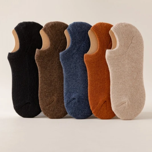Low MOQ Thick Cotton Short Low Cut Sport Socks Non Slip Athletic Running Ankle Socks
Low MOQ Thick Cotton Short Low Cut Sport Socks Non Slip Athletic Running Ankle Socks