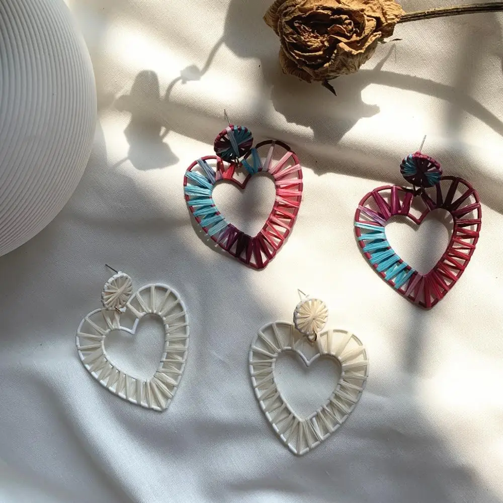 Popular in Ins Handmade exaggeration alloy summer colorful Bauble Design Jewelry Raffia Stud Earring For Women 2019
Popular in Ins Handmade exaggeration alloy summer colorful Bauble Design Jewelry Raffia Stud Earring For Women 2019