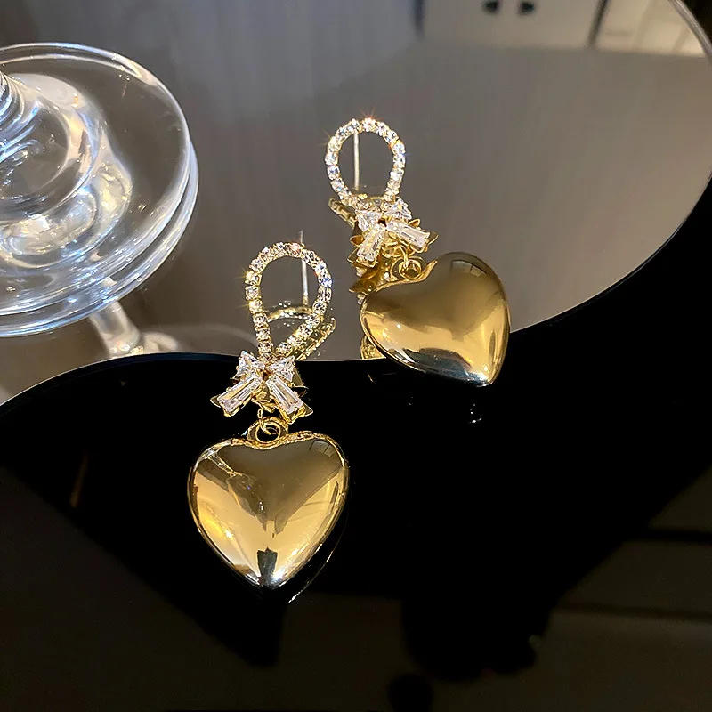 2021 Fashion S925 Silver Golden Crystal Heart Drop Earrings Rhinestone Bowknot Love Heart Earrings For Girls
2021 Fashion S925 Silver Golden Crystal Heart Drop Earrings Rhinestone Bowknot Love Heart Earrings For Girls