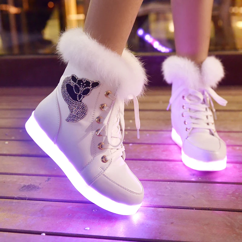 factory price 7 colourful led light fashional long boot usb rechargeable plush inside the boot for girl and lady winter boot, Black white pink
factory price 7 colourful led light fashional long boot usb rechargeable plush inside the boot for girl and lady winter boot, Black white pink