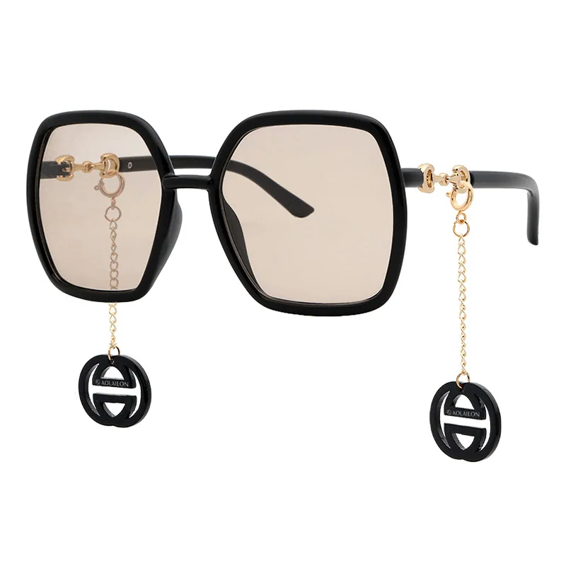 Wholesale 2021 Classic Sun Glasses Trendy Customize Gothic Oversized Sunglasses 2021 Women Men With Chain Charm, Multi colors
Wholesale 2021 Classic Sun Glasses Trendy Customize Gothic Oversized Sunglasses 2021 Women Men With Chain Charm, Multi colors