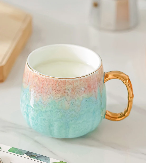 Creative light luxury gradient color ceramic mug with gold handle, As the picture show
Creative light luxury gradient color ceramic mug with gold handle, As the picture show