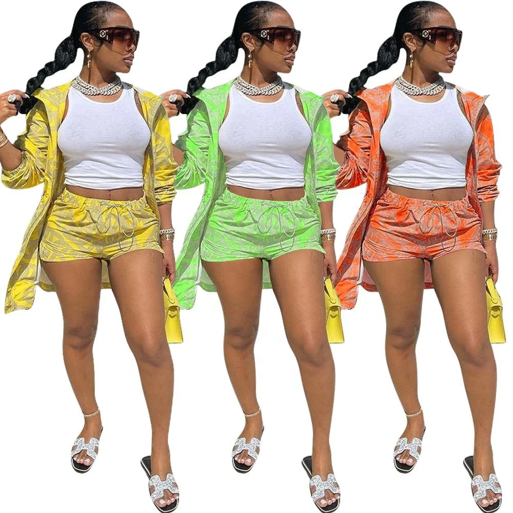 Fall 2021 women clothes fashion print women long jacket with hoodies two piece shorts set sportswear fitness clothing
Fall 2021 women clothes fashion print women long jacket with hoodies two piece shorts set sportswear fitness clothing