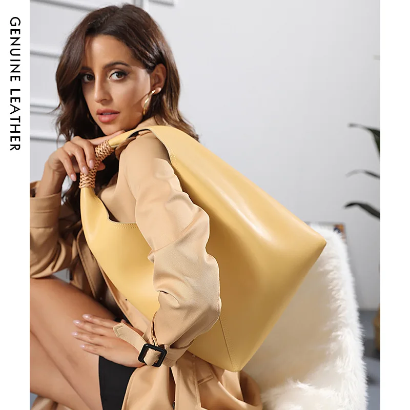 australia designer 2022 Wholesale luxury custom handbags purses leather bucket bag genuine leather handbags for women
australia designer 2022 Wholesale luxury custom handbags purses leather bucket bag genuine leather handbags for women