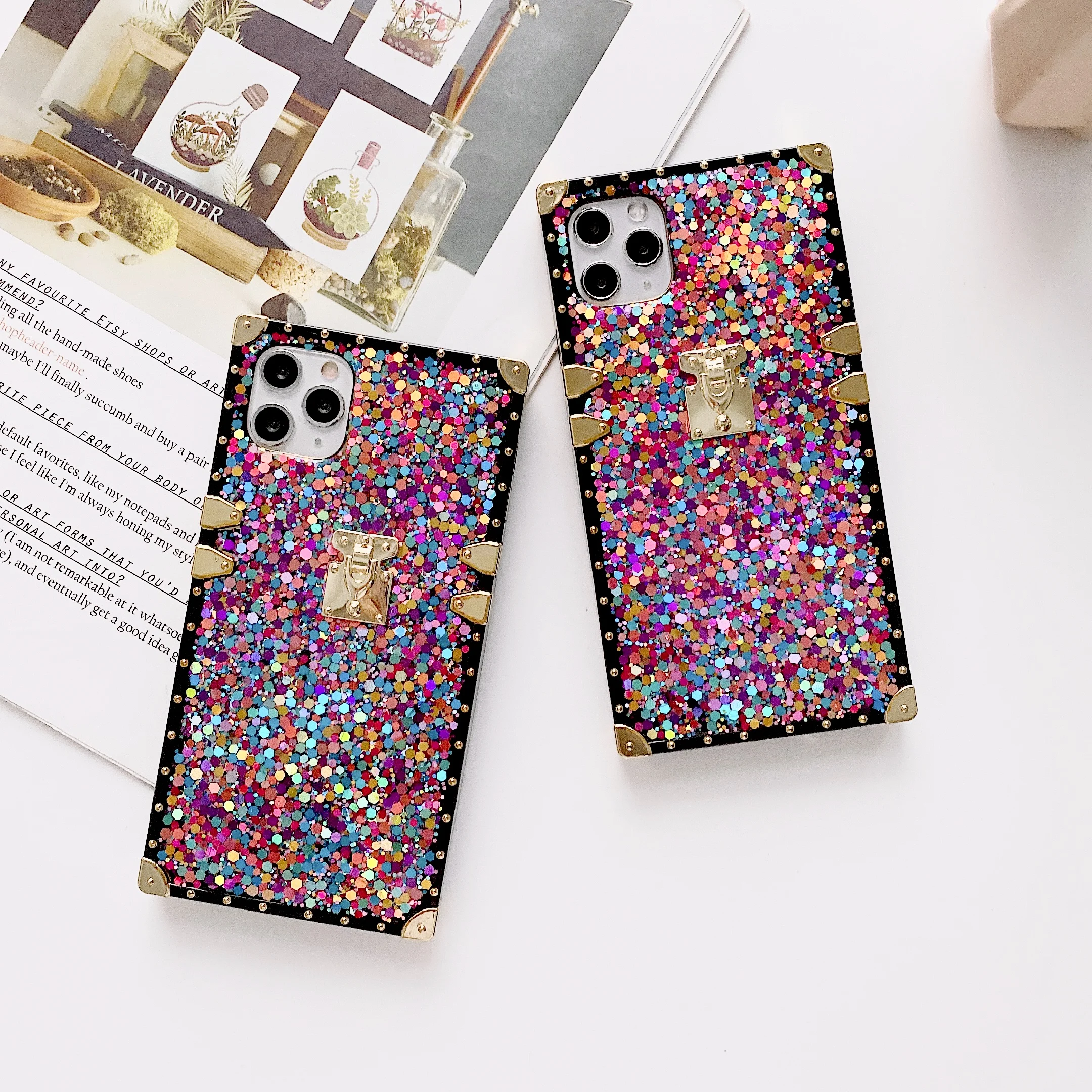 hot sale designer luxury bling square phone case sets for iphone 11 12 pro max cover case with strap
hot sale designer luxury bling square phone case sets for iphone 11 12 pro max cover case with strap