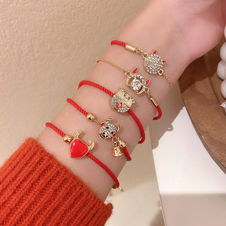 Chinese new year charm rope bracelet jewelry accesorios mujeres pulseras elegant gold plated red rope bracelet for gift
Chinese new year charm rope bracelet jewelry accesorios mujeres pulseras elegant gold plated red rope bracelet for gift