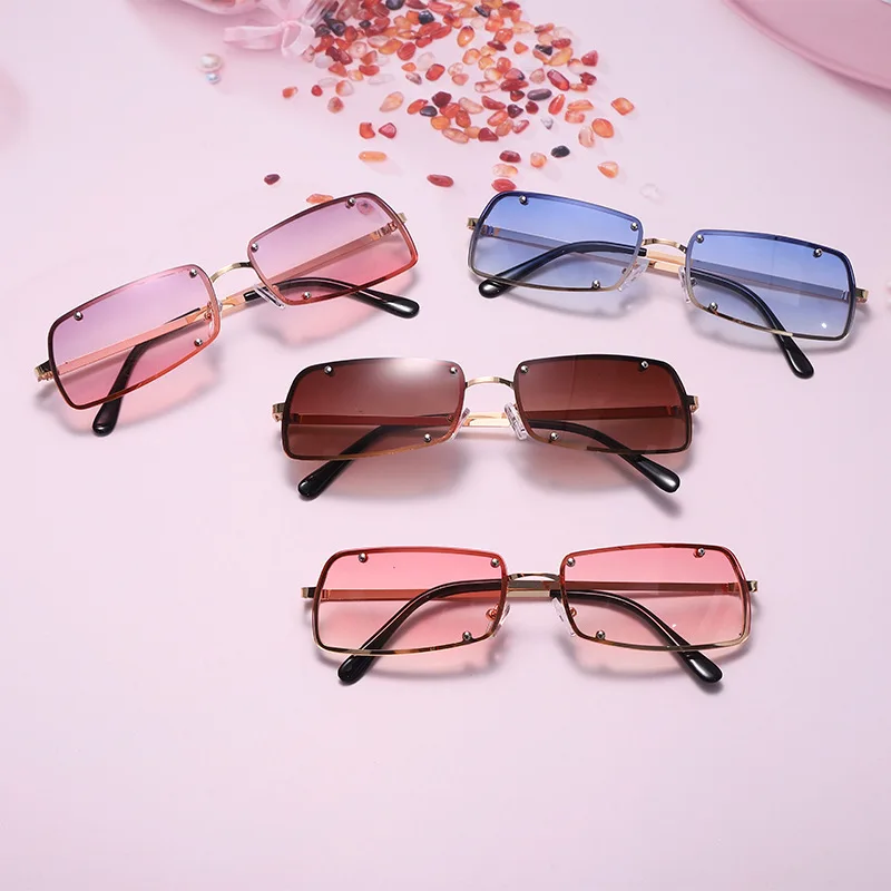 New Fashion Square Frameless Sunglasses Cut Edges Personalized Gradient Color Female Sunglasses Sun glasses, Custom colors
New Fashion Square Frameless Sunglasses Cut Edges Personalized Gradient Color Female Sunglasses Sun glasses, Custom colors