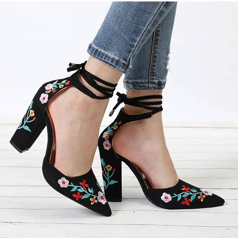 Women High Heels Plus Size Embroidery Pumps Flower Ankle Strap Shoes Female Two Piece Sexy Party Wedding Pointed Toe
Women High Heels Plus Size Embroidery Pumps Flower Ankle Strap Shoes Female Two Piece Sexy Party Wedding Pointed Toe
