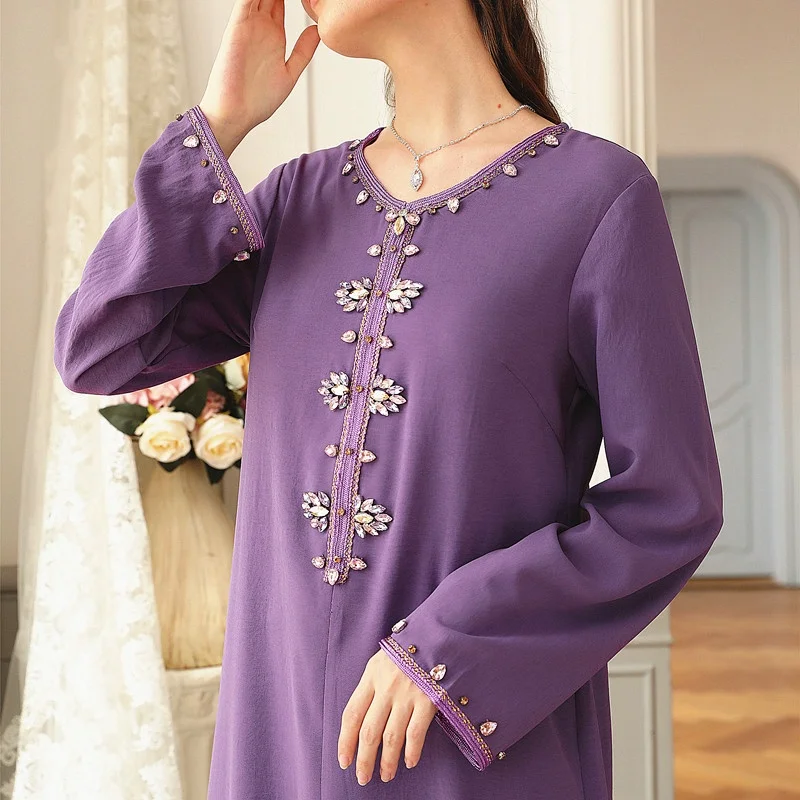 Modest Fashion Moroccan Dubai Abaya for Women Arabe Robe V neck Abaya Muslim Diamond Turkey Dress, 1 color
Modest Fashion Moroccan Dubai Abaya for Women Arabe Robe V neck Abaya Muslim Diamond Turkey Dress, 1 color