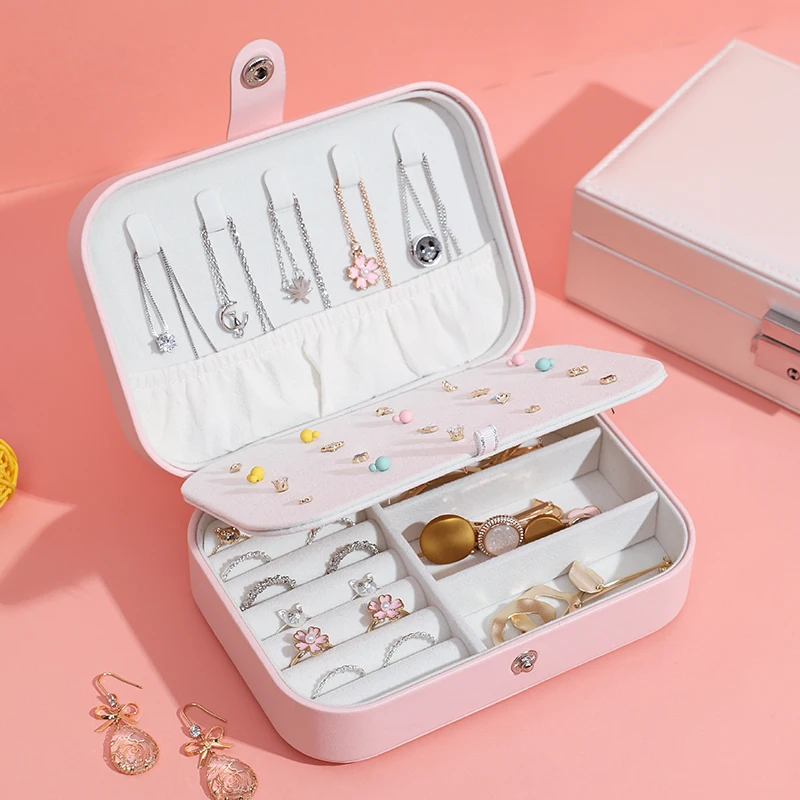 New Arrival Oem Travel Custom Leather Ring Storage Packaging Small Jewelry Box, White ,pinkish-orange
New Arrival Oem Travel Custom Leather Ring Storage Packaging Small Jewelry Box, White ,pinkish-orange