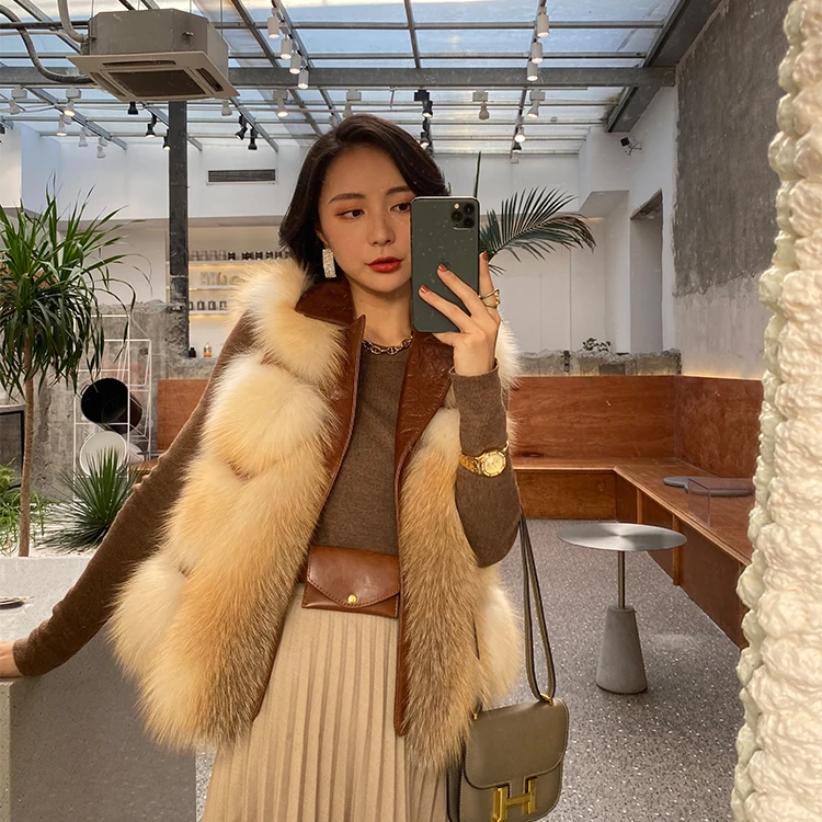 Wholesale High Quality Women Winter Warm Thick Turn-down Collar Gilet Real Fox Fur Vest S7870
Wholesale High Quality Women Winter Warm Thick Turn-down Collar Gilet Real Fox Fur Vest S7870