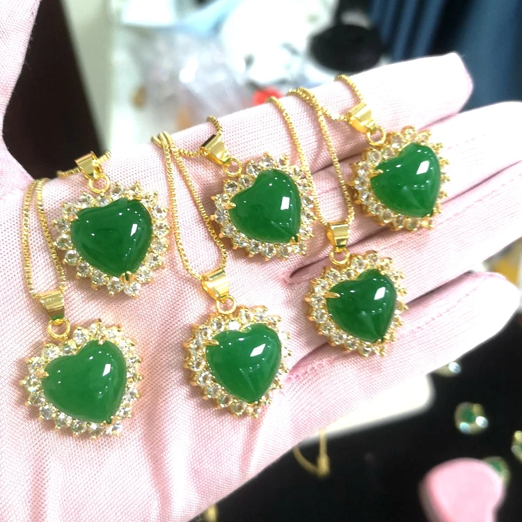 Jialin Jewelry hot selling fashion 18k gold plated jade heart pendants diamond around heart necklace
Jialin Jewelry hot selling fashion 18k gold plated jade heart pendants diamond around heart necklace