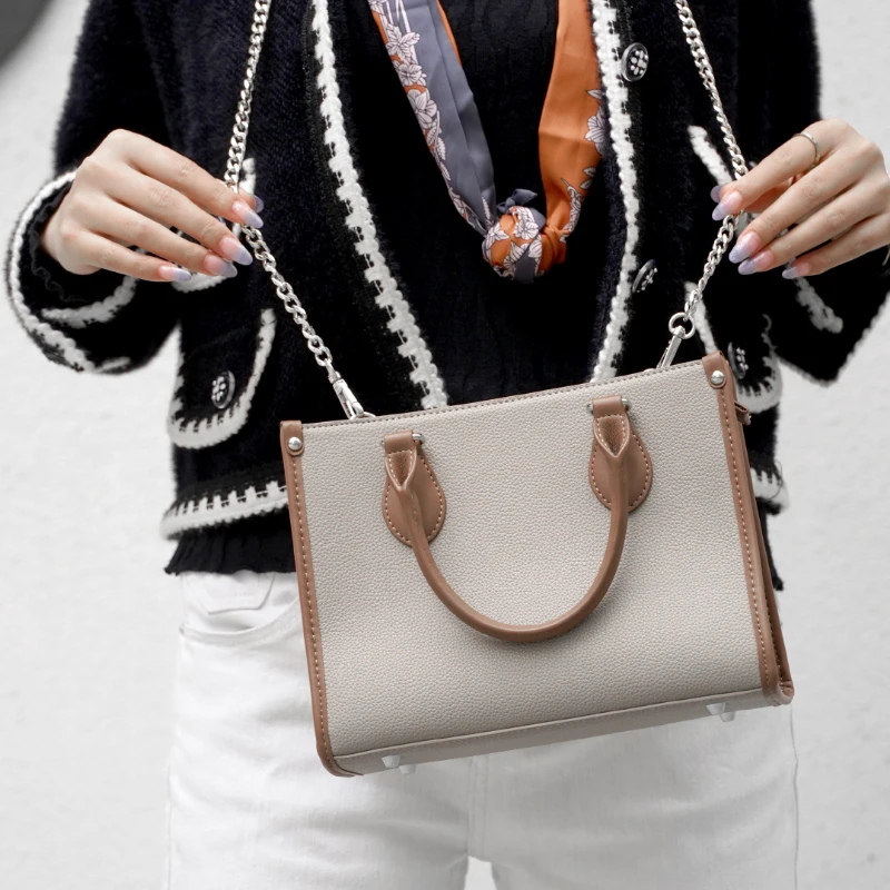 Hot selling big capacity PU leather smart fingerprint tote bag travel fashion texture women hand bags with fingerprint lock
Hot selling big capacity PU leather smart fingerprint tote bag travel fashion texture women hand bags with fingerprint lock