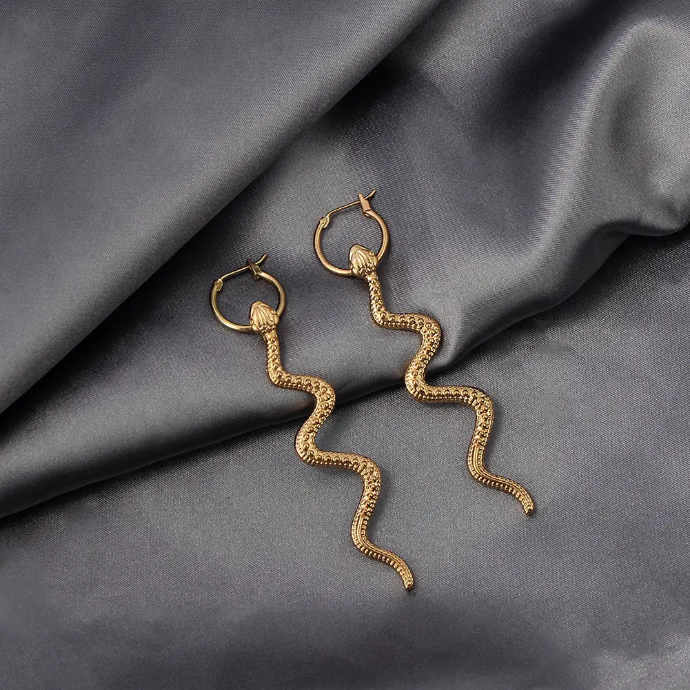 Fashion Exquisite Crystal Earrings Jewelry Gold Silver Color Earrings Animal Snake Pendant Rhinestone Earring Women Girl
Fashion Exquisite Crystal Earrings Jewelry Gold Silver Color Earrings Animal Snake Pendant Rhinestone Earring Women Girl