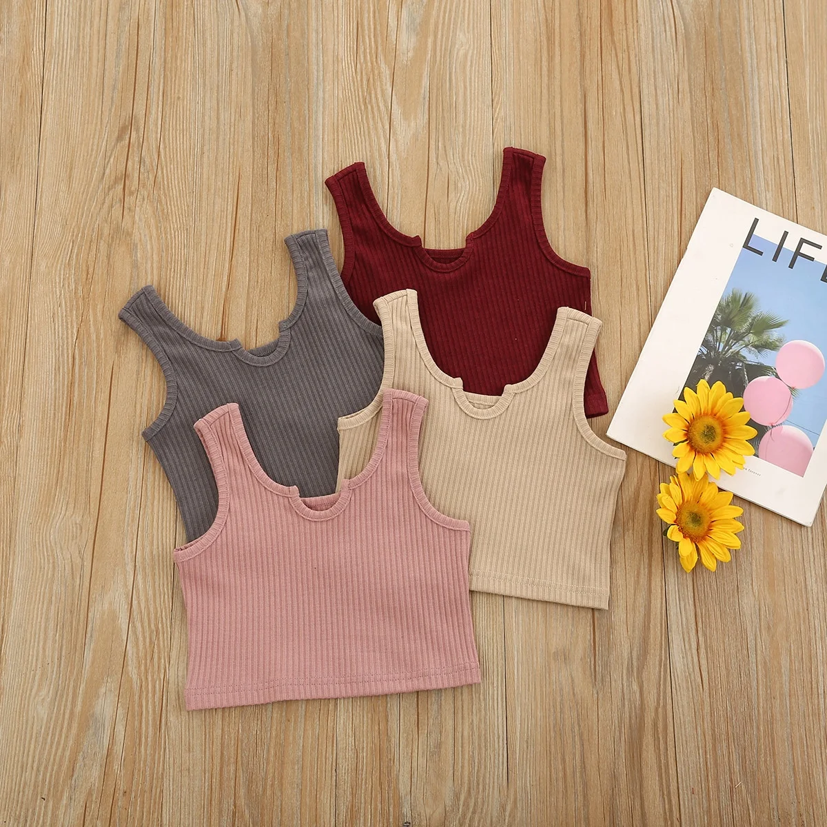 2021 summer new baby children kids casual Knitted sling underwear vest straps tube top Good quality comfortable clothes, As picture
2021 summer new baby children kids casual Knitted sling underwear vest straps tube top Good quality comfortable clothes, As picture