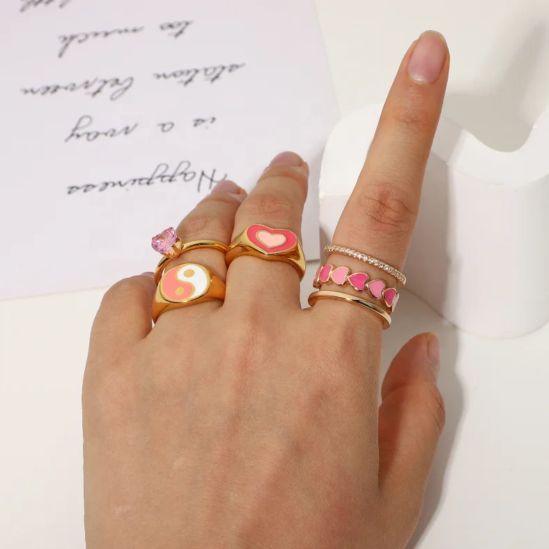 2021 New Fashion Gold Jewelry Alloy Oil Drop Heart Ring Love Heart Gold Ring Layered Personality Crystal Ring Jewelry Women
2021 New Fashion Gold Jewelry Alloy Oil Drop Heart Ring Love Heart Gold Ring Layered Personality Crystal Ring Jewelry Women