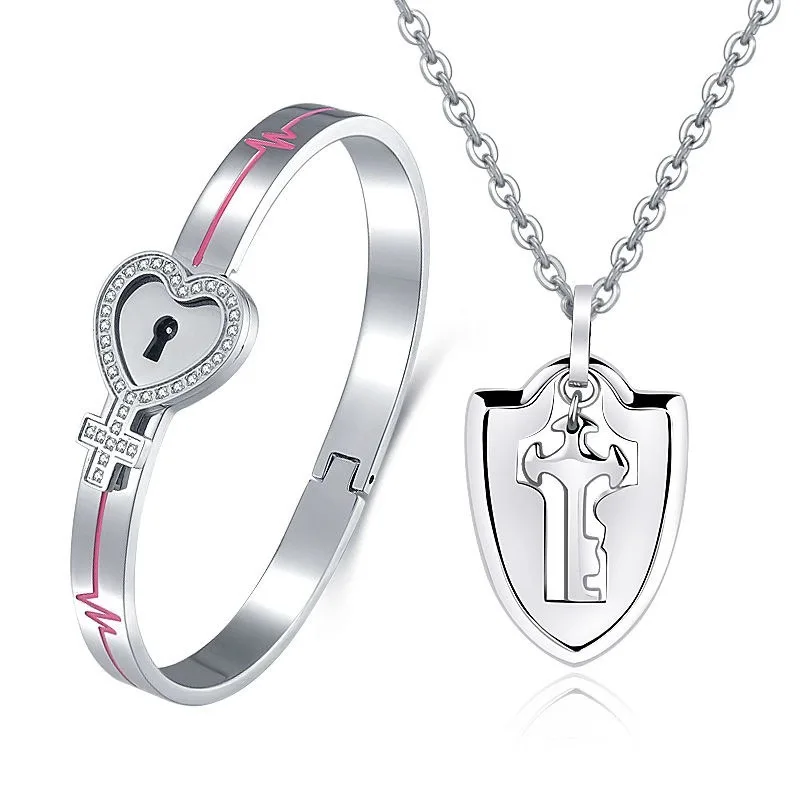 Couples where the key titanium steel bracelet with stainless steel bracelet jewelry sets gold jewelry set, Gold color
Couples where the key titanium steel bracelet with stainless steel bracelet jewelry sets gold jewelry set, Gold color