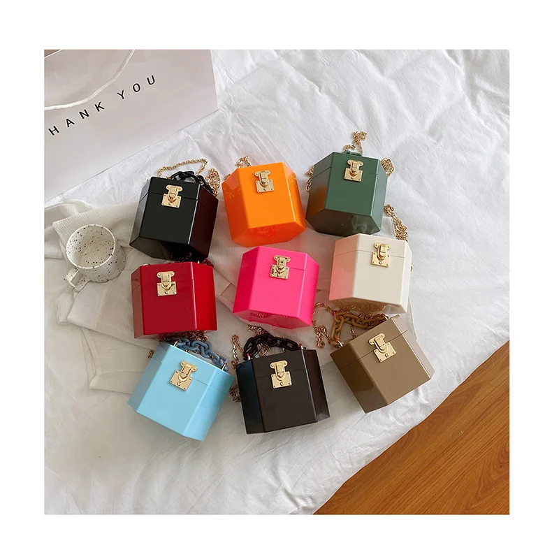 Hexagon Acrylic Bags For Women 2021 Summer Small Jelly Box Clutch Women Party Clutch Sac A main Bolsas Messenger Handbag Purse
Hexagon Acrylic Bags For Women 2021 Summer Small Jelly Box Clutch Women Party Clutch Sac A main Bolsas Messenger Handbag Purse