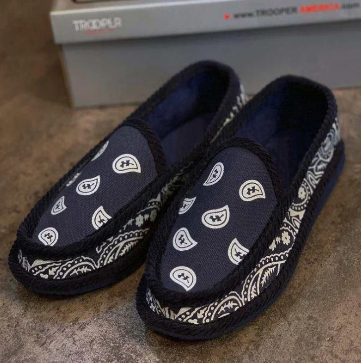 custom LOGO plus size flat bandanas women red casual cheap loafers shoes Casual Shoe For Women Cheap Womens Shoes, Red,blue,black
custom LOGO plus size flat bandanas women red casual cheap loafers shoes Casual Shoe For Women Cheap Womens Shoes, Red,blue,black
