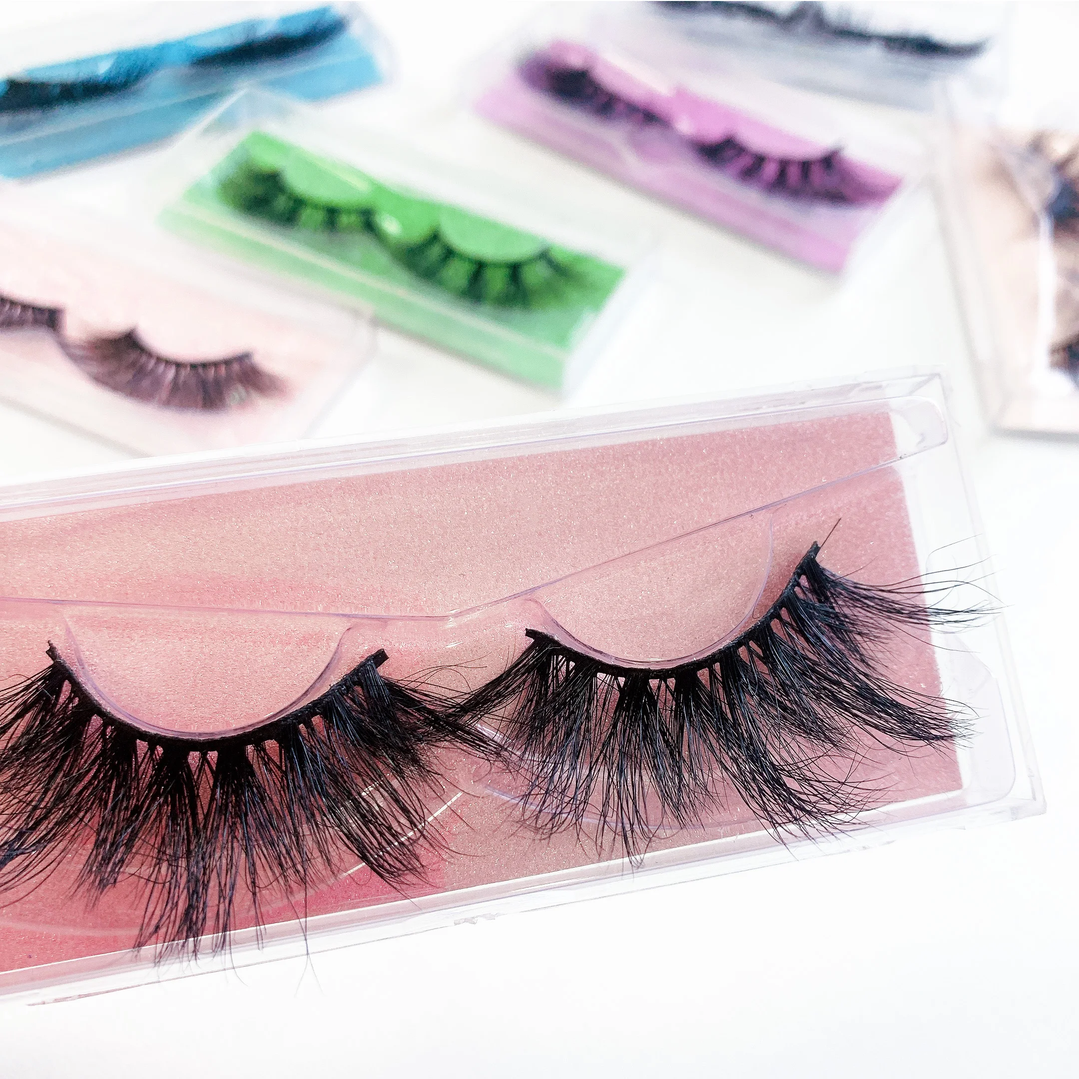 Own Brand vendor Luxury grade 100% mink eyelash vendor customized boxes 3d soft fluffy mink lashes, Black color
Own Brand vendor Luxury grade 100% mink eyelash vendor customized boxes 3d soft fluffy mink lashes, Black color