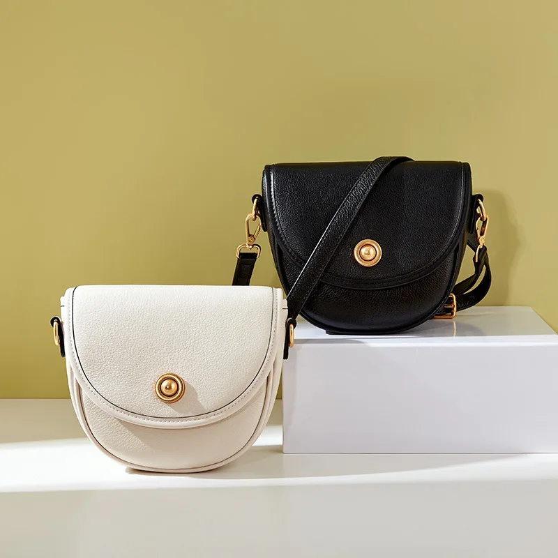 Classical Semicircle Women 2021 The New Fashion Cowhide Summer Shoulder Bag Shell bag Genuine Leather Crossbody Bags, Black, beige
Classical Semicircle Women 2021 The New Fashion Cowhide Summer Shoulder Bag Shell bag Genuine Leather Crossbody Bags, Black, beige