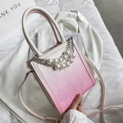 2021 new fashion women handbag with pearl stone grain PU leather frame bag gradient color cool sling cross body shoulder bag, Black ,white ,green ,pink
2021 new fashion women handbag with pearl stone grain PU leather frame bag gradient color cool sling cross body shoulder bag, Black ,white ,green ,pink