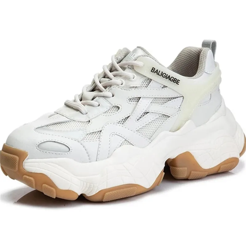 Spring 2021 New Thick Sole Sports Running Shoes Children's Casual And Breathable Leather Fashion Sneakers Women's Shoes
Spring 2021 New Thick Sole Sports Running Shoes Children's Casual And Breathable Leather Fashion Sneakers Women's Shoes