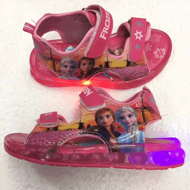 fashion children Summer LED Sandals Soft Comfortable cartoon Shoes Kids Non-slip Flat Sandals for Boys Girls
fashion children Summer LED Sandals Soft Comfortable cartoon Shoes Kids Non-slip Flat Sandals for Boys Girls