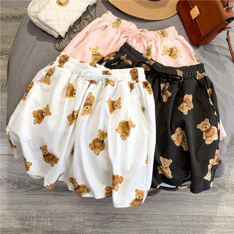 Custom Label 2021 Summer Hot Selling Womens Cute Bear Printed Loose Short Pants Korean Style Shorts For Ladies
Custom Label 2021 Summer Hot Selling Womens Cute Bear Printed Loose Short Pants Korean Style Shorts For Ladies