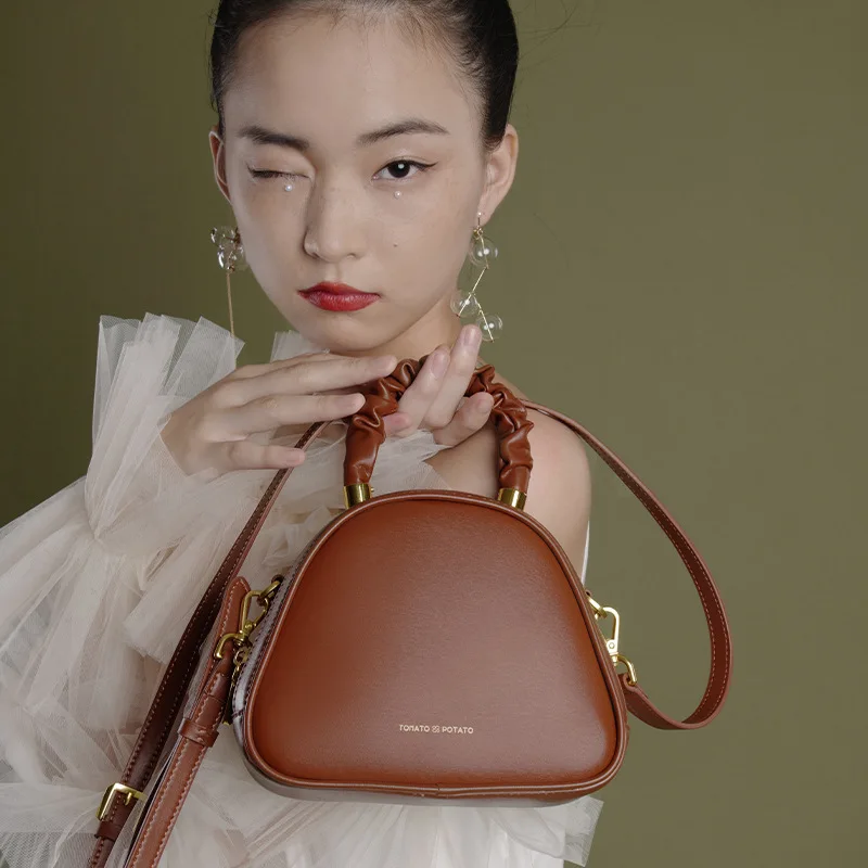 Bunny TP02 New 2021 handbags crossbody fashion versatile design bags women crossbody small, Brown
Bunny TP02 New 2021 handbags crossbody fashion versatile design bags women crossbody small, Brown