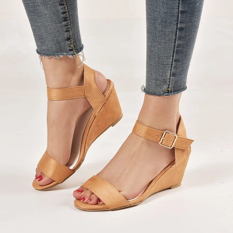 F21015A wholesale hot sale fashion plus size buckle sandals for women, Black, brown, pink, turquoise, beige, leopard
F21015A wholesale hot sale fashion plus size buckle sandals for women, Black, brown, pink, turquoise, beige, leopard