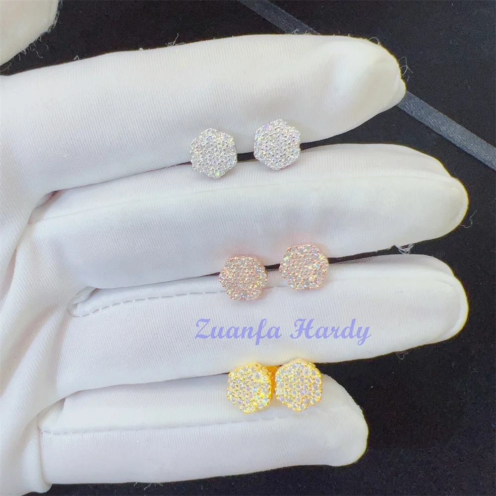 Tiny Melee Moissanite Diamond Ear Stud Jewelry 925 Sterling Silver Stud Earrings Iced Out Men Moissanite Earrings
Tiny Melee Moissanite Diamond Ear Stud Jewelry 925 Sterling Silver Stud Earrings Iced Out Men Moissanite Earrings