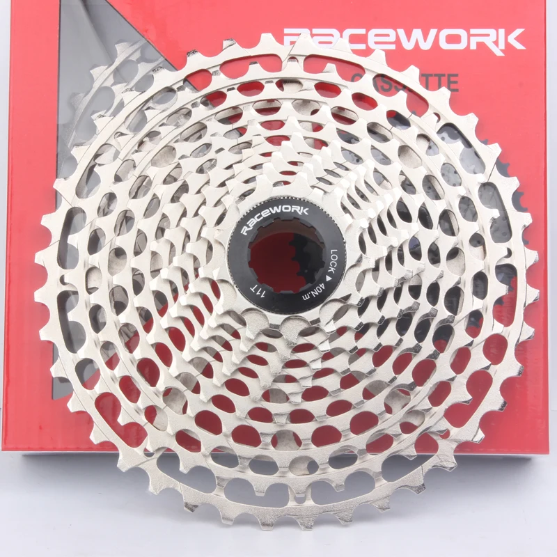 Mountain bike bicycle flywheel 11S 40T ultra-light integrated mountain bike flywheel 42T bicycle parts cassette silver boxed
Mountain bike bicycle flywheel 11S 40T ultra-light integrated mountain bike flywheel 42T bicycle parts cassette silver boxed